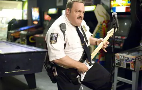 Paul, mare poliţist la mall