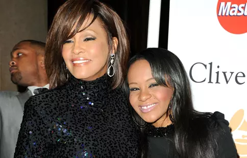 Fiica lui Whitney Houston, Bobbi Kristina Brown, a murit