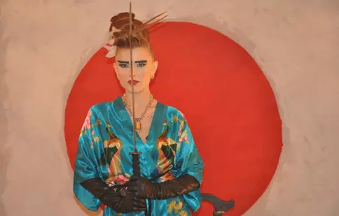 Elena Gheorghe, Dominatrix Geisha în cel mai recent videoclip