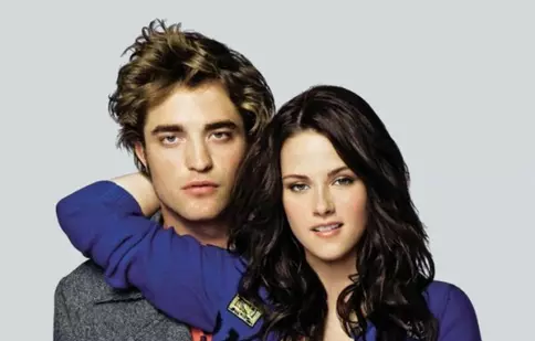 Robert Pattinson: Kristen e singura care mă înţelege