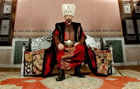 Halit Ergenç îşi ia “adio” de la Suleyman