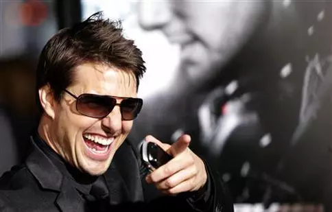 Tom Cruise se bucură de viaţa de burlac