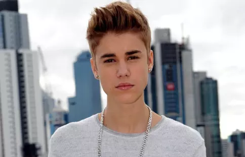 Justin Bieber a fost huiduit la un meci de baschet