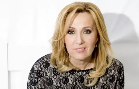 Irina Păcurariu spune "Poveşti în halate albe"