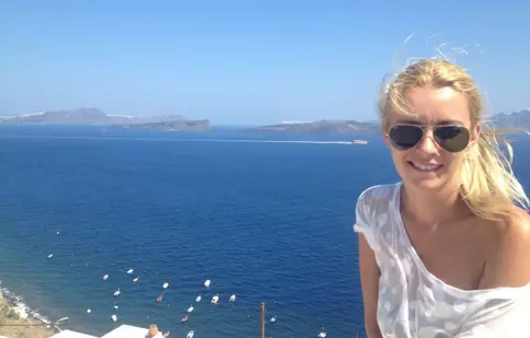 FOTO: Diana Dumitrescu s-a relaxat în Santorini