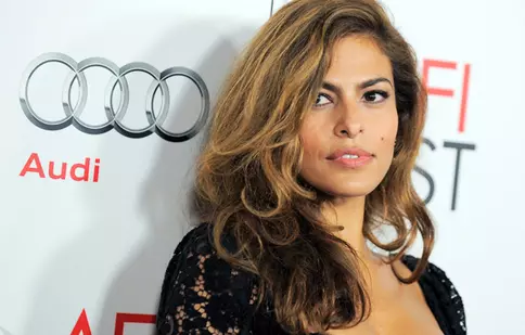 Eva Mendes fuge de Ryan Gosling în braţele fostului iubit