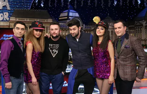Smiley cântă diseară la “Cronica Cârcotaşilor”