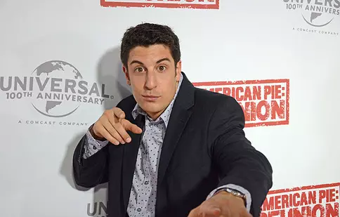 Jason Biggs este tată de băiat
