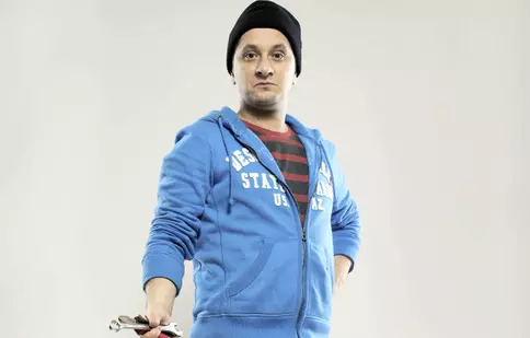 INTERVIUL ALTFEL. Octavian Strunilă urmăreşte seriale străine în interes de serviciu