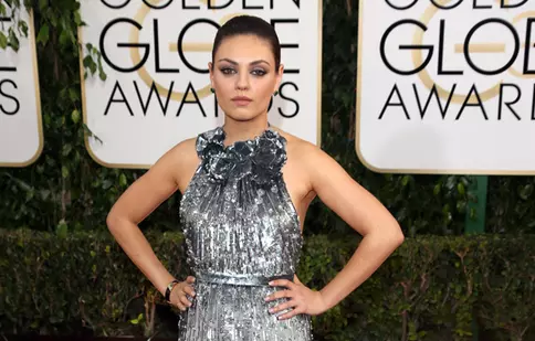 Mila Kunis va juca în serialul „Doi bărbaţi şi jumătate”