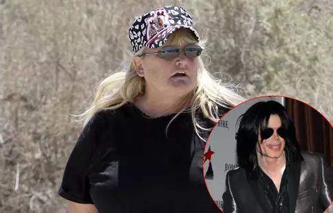 Debbie Rowe vrea custodia copiilor ei cu Michael Jackson