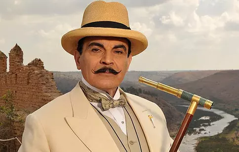 Hercule Poirot: Moartea joacă murdar