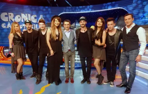 Sore cântă piesa "Dor să-ţi fie dor" la "Cronica Cârcotaşilor"