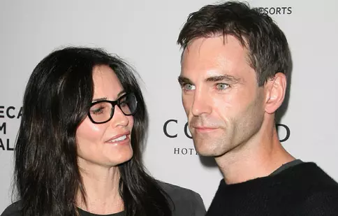 Courteney Cox se pregăteşte de nunta cu Johnny McDaid