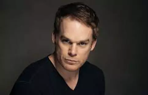 Michael C. Hall („Dexter”) revine la TV în miniseria „God Fearing Man”