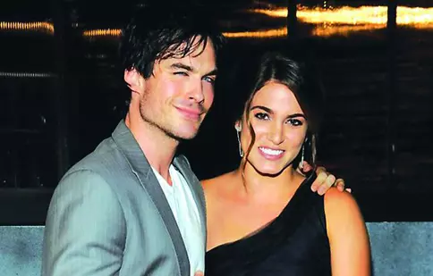 Ian Somerhalder („Jurnalele vampirilor”) se iubeşte cu Nikki Reed („Saga Amurg”)