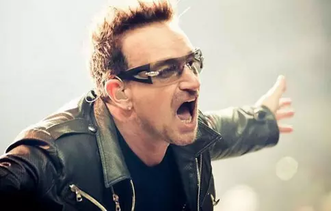 Bono nu mai poate cânta la chitară