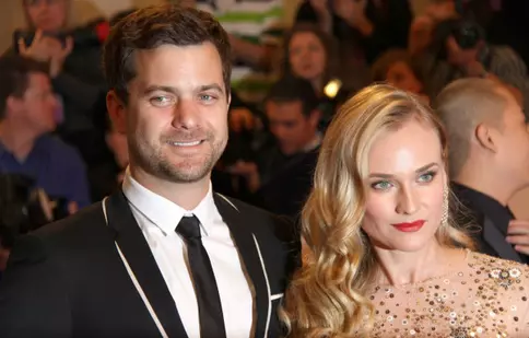 De ce nu se însoară Joshua Jackson?
