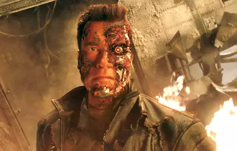 Despre ce e vorba în noul film „Terminator: Genisys”?