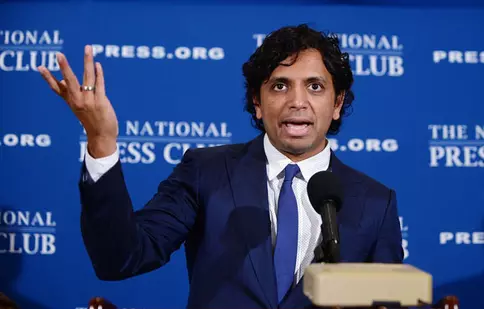 Încă un film semnat de Shyamalan