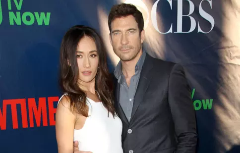Dylan McDermott şi Maggie Q (colegi în „Hărţuitorii”) s-au logodit!
