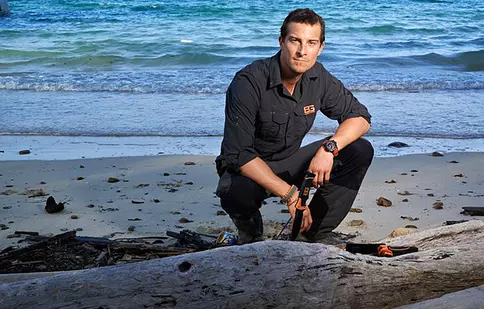 INTERVIU. Bear Grylls printre rechini: „Scufundarea fără cușcă în mijlocul rechinilor a fost, probabil, cel mai terifiant moment”