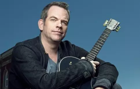 Garou, cunoscut din spectacolul "Notre Dame de Paris", concertează în premieră în România