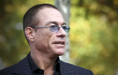 Jean-Claude Van Damme va fi eroul unui serial, la Amazon