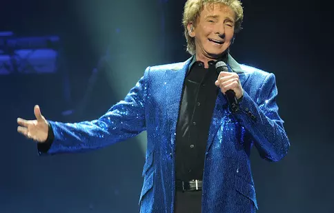Barry Manilow s-a însurat cu iubitul lui din ultimii 30 de ani