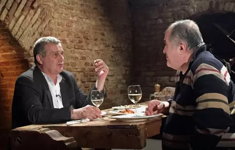 Florin Călinescu, invitat de Dinescu, duminică, la „Politică şi delicateţuri”