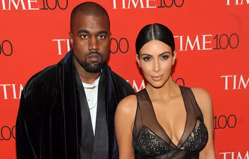 Kim Kardashian şi Kanye West au închiriat Turnul Eiffel pentru o zi