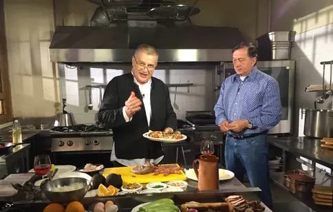 Ion Crăciunescu, invitatul lui Dinescu la „Politică şi delicateţuri”