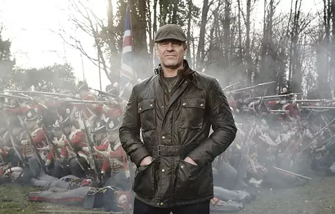 Sean Bean prezintă un documentar despre bătălia de la Waterloo, la History