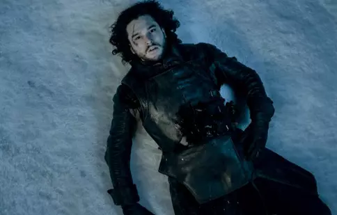 VIDEO | Jon Snow cântă pentru propria sa supraviețuire