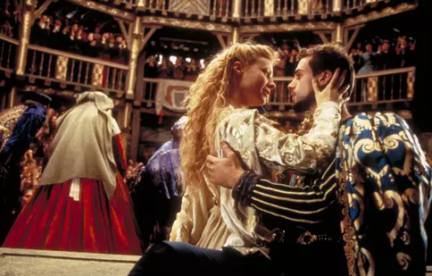 Recomandarea TVmania de miercuri seară: „Shakespeare îndrăgostit”, cu Joseph Fiennes și Gwyneth Paltrow
