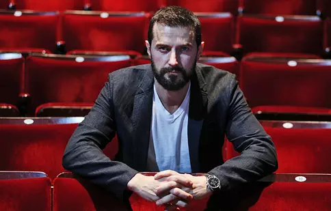 Richard Armitage („Hannibal”) are un serial nou!