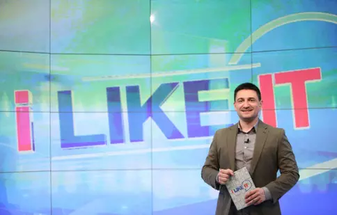 “iLikeIT” îți prezintă sâmbătă lecțiile de chitară fără... profesor!