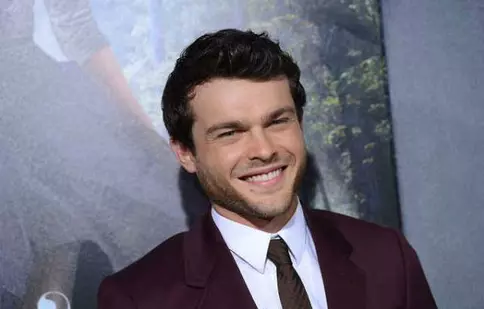 Noul Han Solo, Alden Ehrenreich, a semnat pentru trei filme