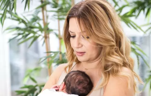 Amalia Enache o prezintă pe fetița ei, în weekend, la „Ce se întâmplă, doctore?”
