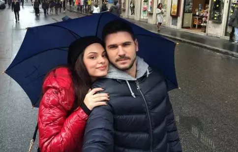 FOTO. Tolgahan Sayişman („Prizoniera dragostei”) se căsătoreşte luna viitoare