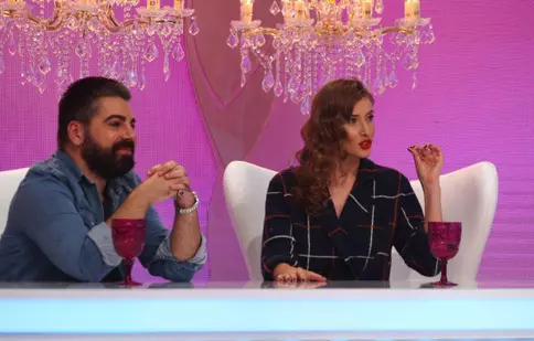 INTERVIUL ALTFEL. Iulia Albu recunoaște: este cel mai trăsnit personaj TV al momentului