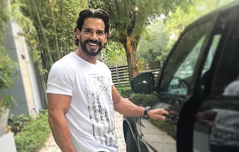 FOTO. Cristian de la Fuente, insuportabil pe platourile de filmare: „Nimeni nu vrea să fie prin preajma lui”