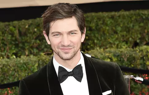 Actorul din „Urzeala tronurilor”, Michiel Huisman, a semnat cu Netflix