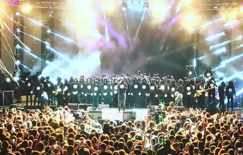 Carla’s Dreams cântă în deschiderea celor de la The Prodigy