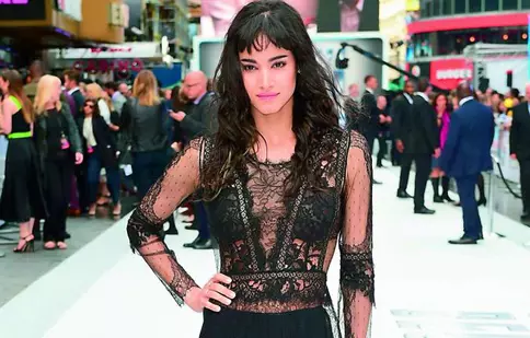 Sofia Boutella, vedeta din „Mumia”, va juca în „Fahrenheit 451”, produs de HBO