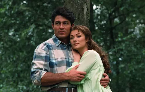 „Esmeralda” revine la Acasă TV. Telenovela cu Leticia Calderón și Fernando Colunga, din nou pe micile ecrane