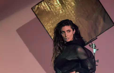 Claudia Pavel lansează un nou single cu videoclip, „Supernova”