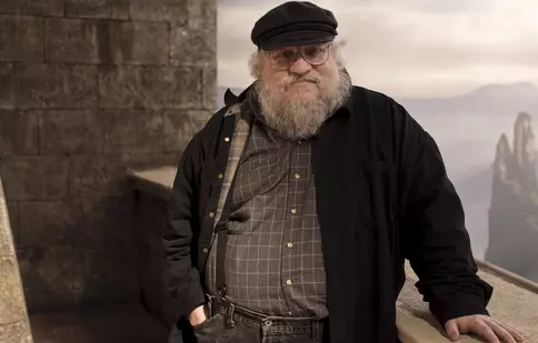 Ce face George R.R. Martin în timp ce restul lumii se uită la „Urzeala tronurilor”?