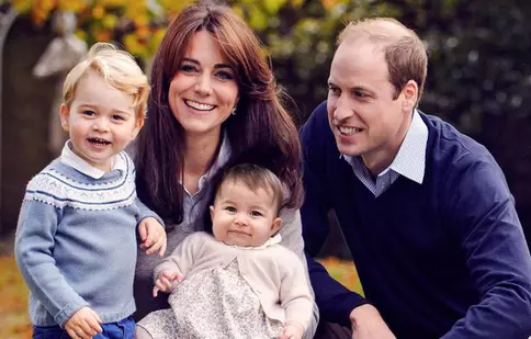 E oficial! Prințul William și ducesa Kate aşteaptă al treilea copil