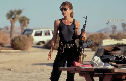 Linda Hamilton revine în franciza „Terminator”